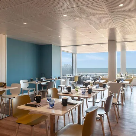 Mercure La Presidence Hotel 4*