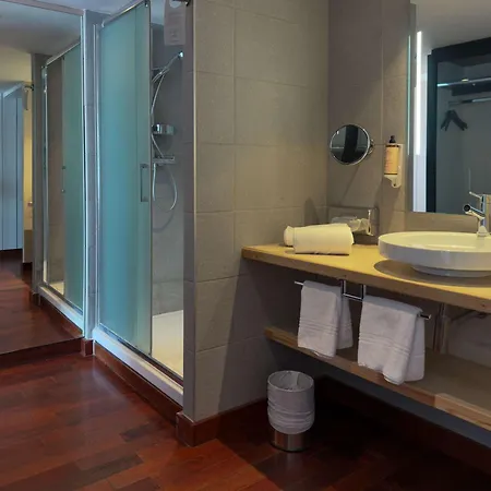 Mercure La Presidence Hotel