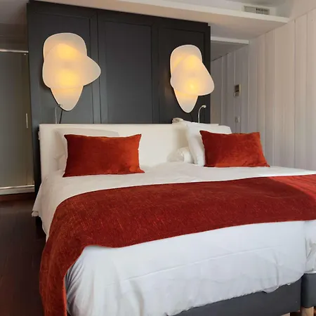 Mercure La Presidence Hotel 4*