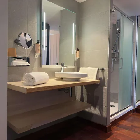 Mercure La Presidence Otel 4*