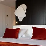 Mercure La Presidence Hotel 4*