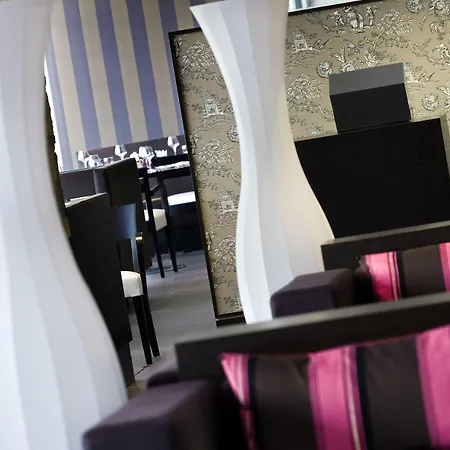 Mercure La Présidence Hotel