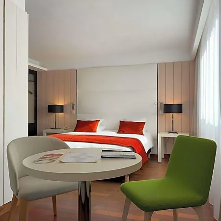 Mercure La Presidence Szálloda